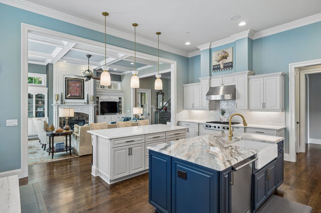 1025 Falling Leaf Cir, Brentwood, TN 37027
