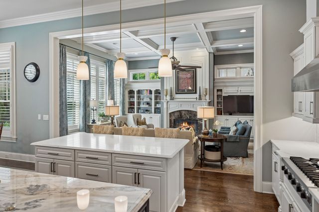 1025 Falling Leaf Cir, Brentwood, TN 37027