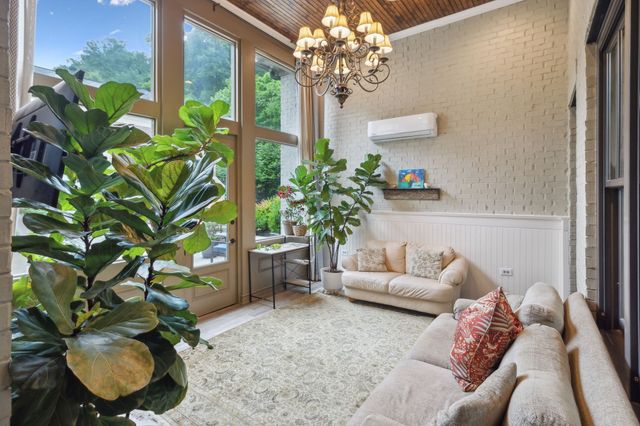 1025 Falling Leaf Cir, Brentwood, TN 37027