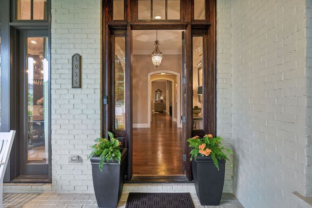 1025 Falling Leaf Cir, Brentwood, TN 37027