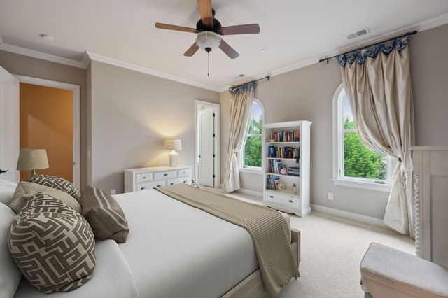 1025 Falling Leaf Cir, Brentwood, TN 37027