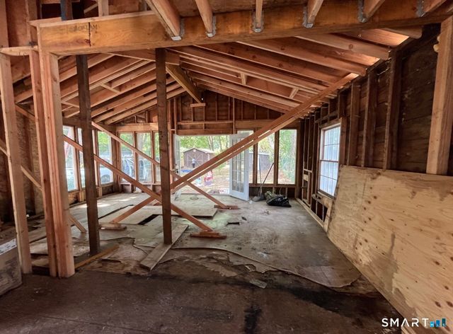 91 Taftville Occum Road, Norwich, CT 06360