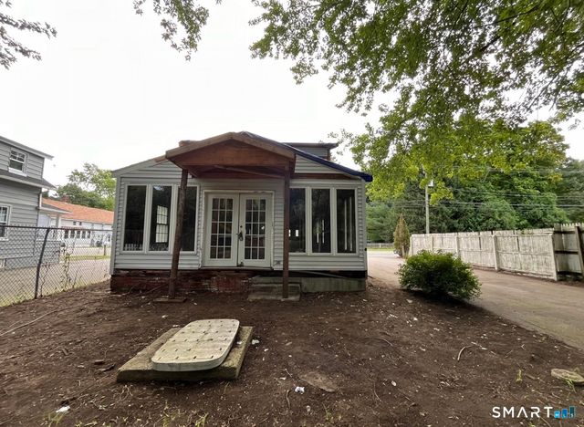 91 Taftville Occum Road, Norwich, CT 06360