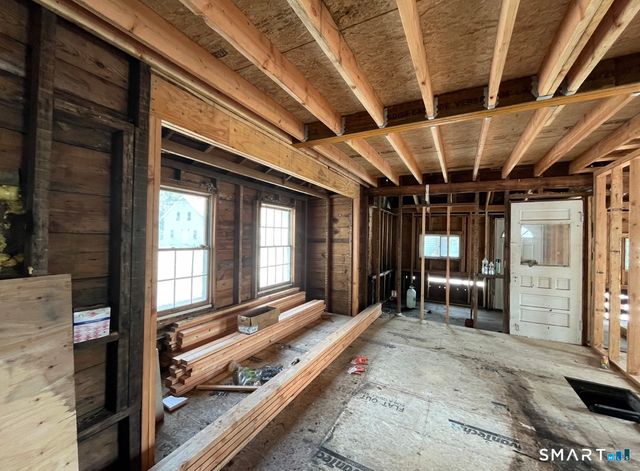 91 Taftville Occum Road, Norwich, CT 06360