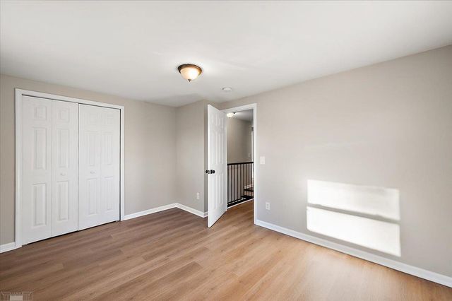 20945 Hampton Road, Harper Woods, MI 48225