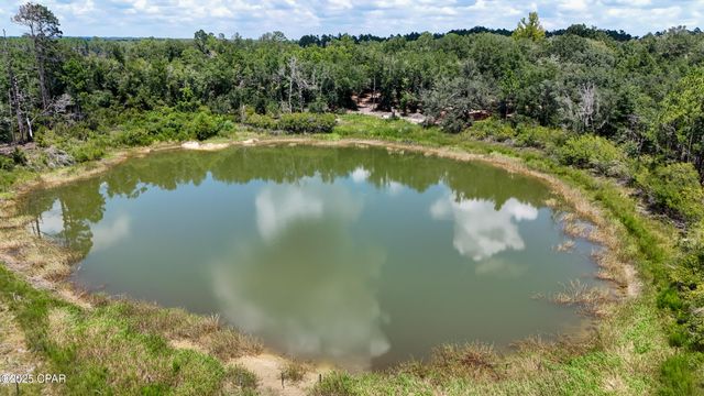 1371 Deadening Road, Chipley, FL 32428