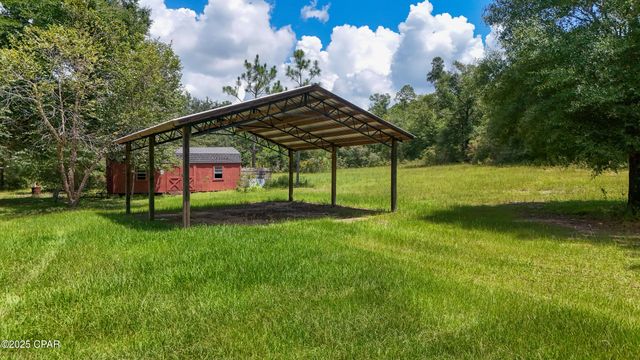 1371 Deadening Road, Chipley, FL 32428
