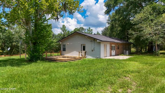 1371 Deadening Road, Chipley, FL 32428