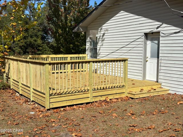 1371 Deadening Road, Chipley, FL 32428