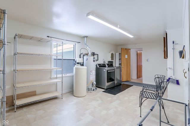 8615 Manderley Drive, Indianapolis, IN 46240