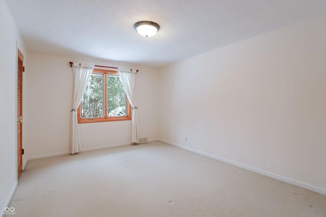 8615 Manderley Drive, Indianapolis, IN 46240