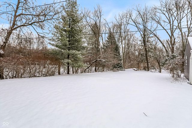 8615 Manderley Drive, Indianapolis, IN 46240