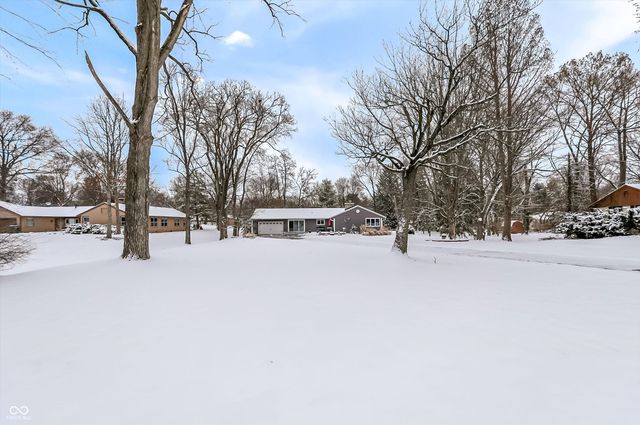 8615 Manderley Drive, Indianapolis, IN 46240