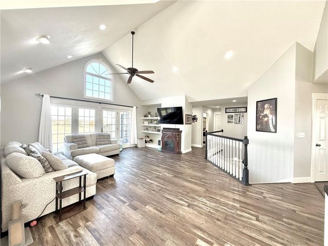 25687 Magnolia Circle, Maryville, MO 64468