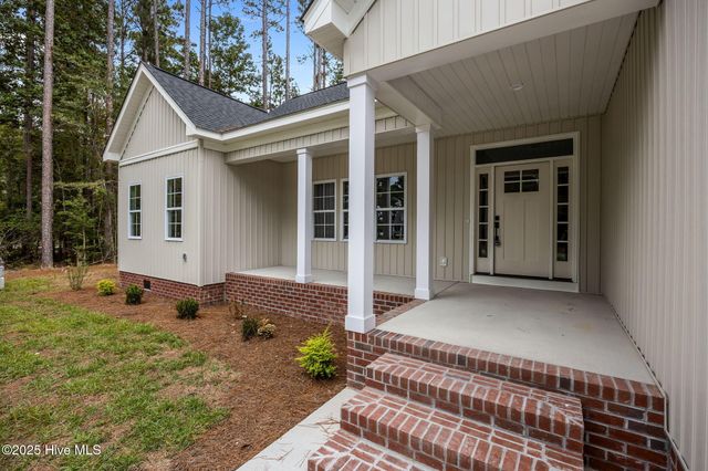 407 Vicksburg Court, Havelock, NC 28532