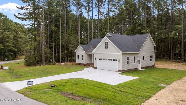 407 Vicksburg Court, Havelock, NC 28532