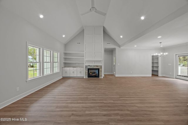 407 Vicksburg Court, Havelock, NC 28532