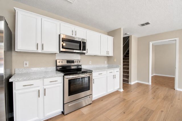2813 Custer Drive, Corinth, TX 76210