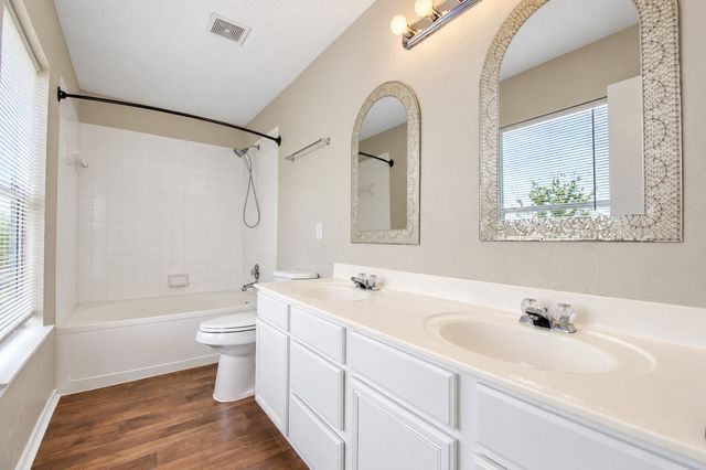 2813 Custer Drive, Corinth, TX 76210