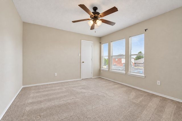 2813 Custer Drive, Corinth, TX 76210