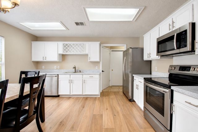 2813 Custer Drive, Corinth, TX 76210