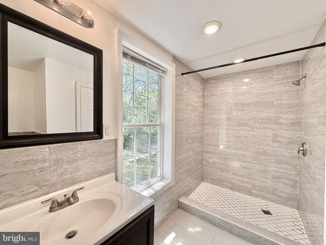 343 BLUE BELL RD, Williamstown, NJ 08094