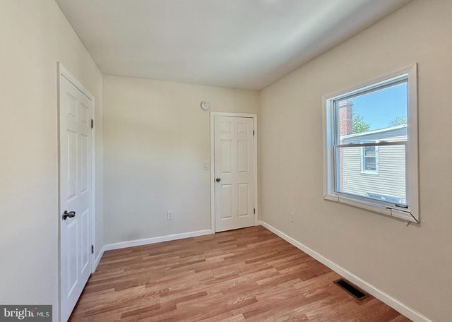 343 BLUE BELL RD, Williamstown, NJ 08094