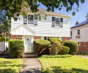 80-37 230th Street, Bellerose Manor, NY 11427