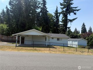 20603 7th Avenue S, Des Moines, WA 98198