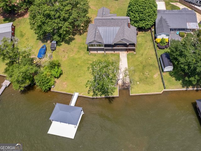 210 Roberts Point Road, Jackson, GA 30233