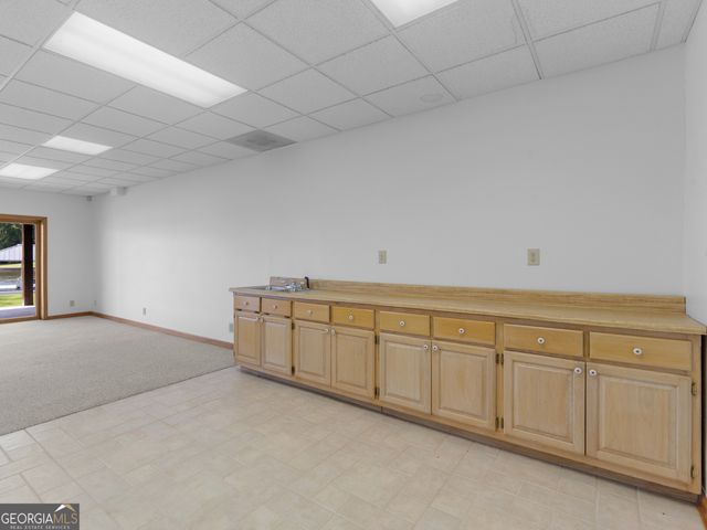 210 Roberts Point Road, Jackson, GA 30233