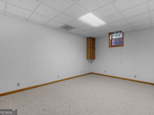210 Roberts Point Road, Jackson, GA 30233
