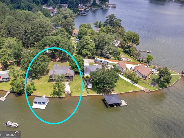 210 Roberts Point Road, Jackson, GA 30233