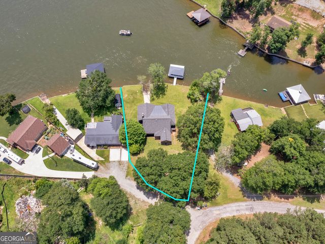 210 Roberts Point Road, Jackson, GA 30233