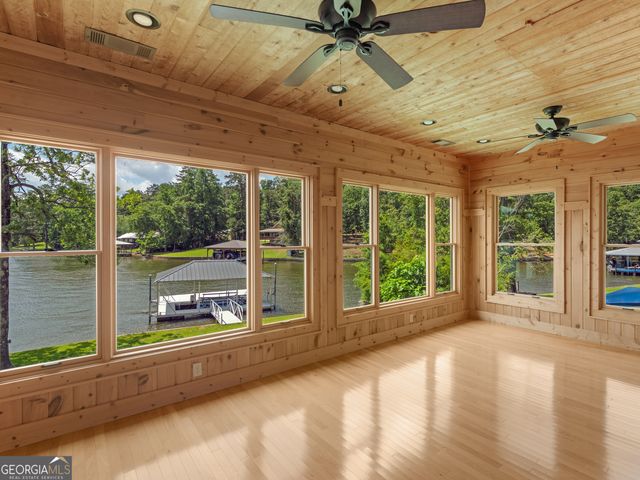 210 Roberts Point Road, Jackson, GA 30233