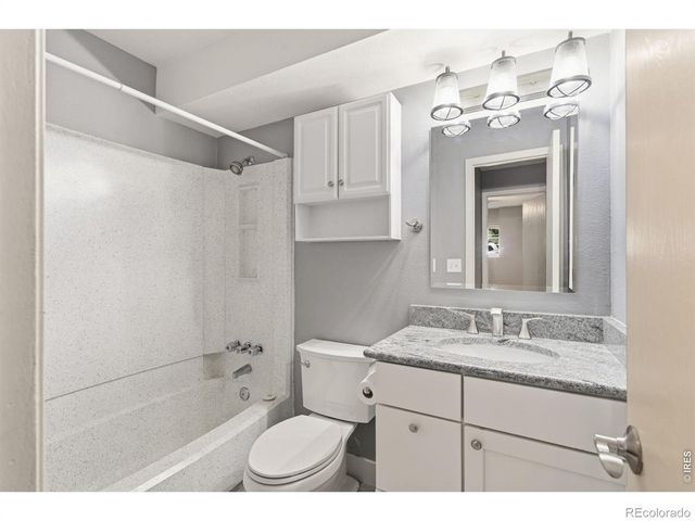 720 City Park Avenue 214, Fort Collins, CO 80521