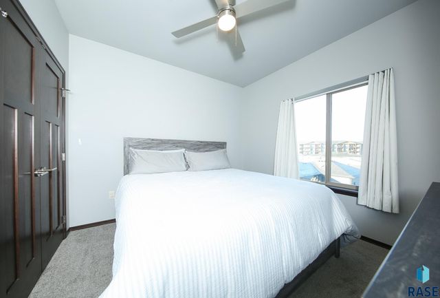 7701 S Townsley Ave Avenue 214, Sioux Falls, SD 57108