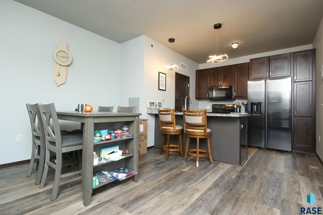 7701 S Townsley Ave Avenue 214, Sioux Falls, SD 57108