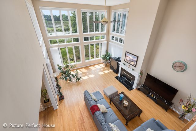 3571 SCOTTSDALE Circle, Naperville, IL 60564