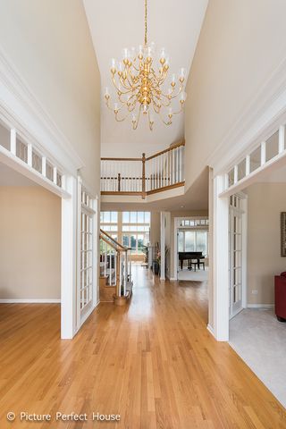 3571 SCOTTSDALE Circle, Naperville, IL 60564