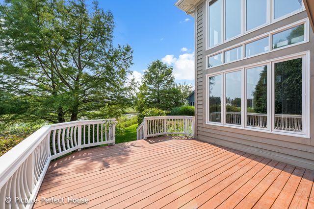 3571 SCOTTSDALE Circle, Naperville, IL 60564