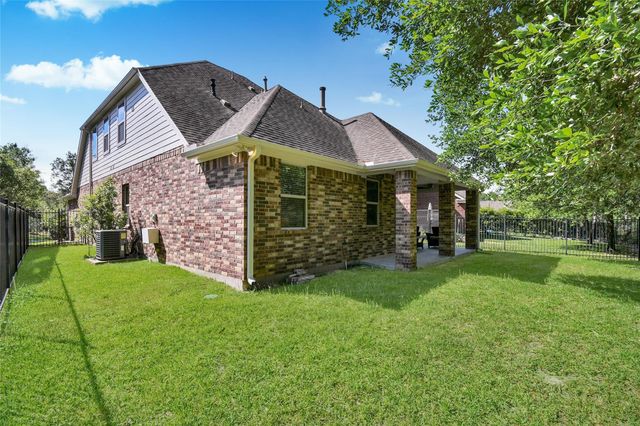22 Wood Drake Place, Tomball, TX 77375