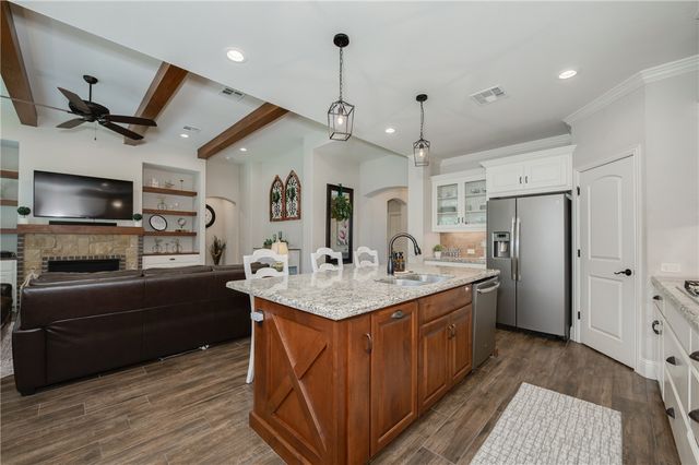 3417 Dovecote Way, Bryan, TX 77808