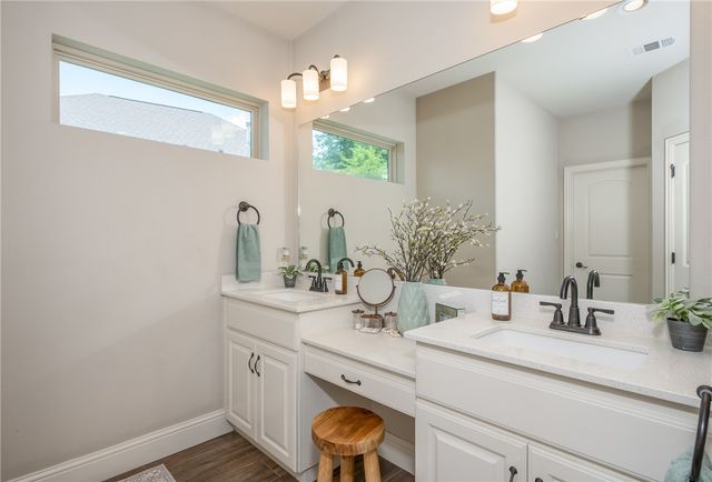 3417 Dovecote Way, Bryan, TX 77808