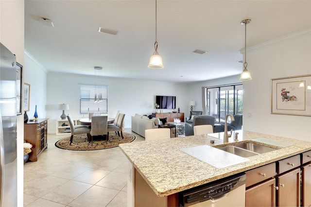 10016 CARNOUSTIE PLACE, Bradenton, FL 34211