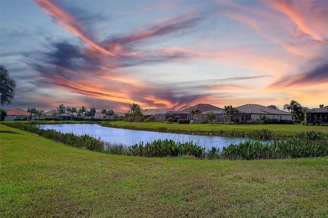 10016 CARNOUSTIE PLACE, Bradenton, FL 34211