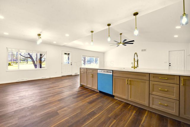 237 Lockville Road, Pickerington, OH 43147