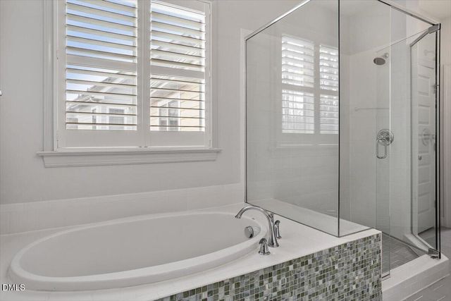 405 Jewell Drive, Chapel Hill, NC 27516