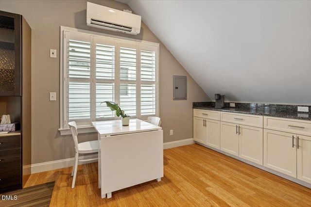 405 Jewell Drive, Chapel Hill, NC 27516