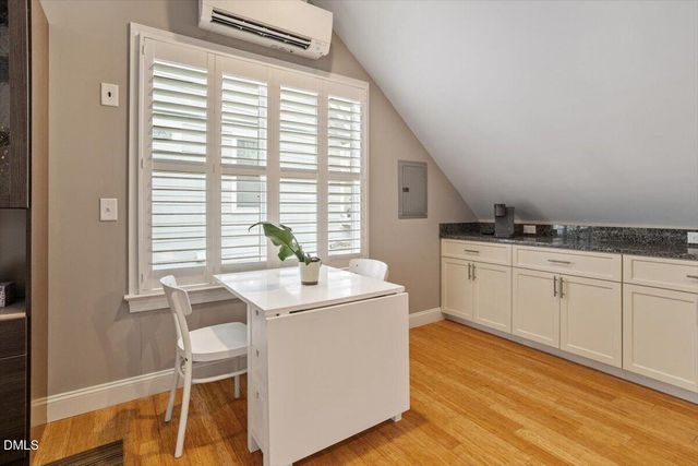 405 Jewell Drive, Chapel Hill, NC 27516